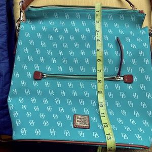 Dooney and Bourke teal handbag